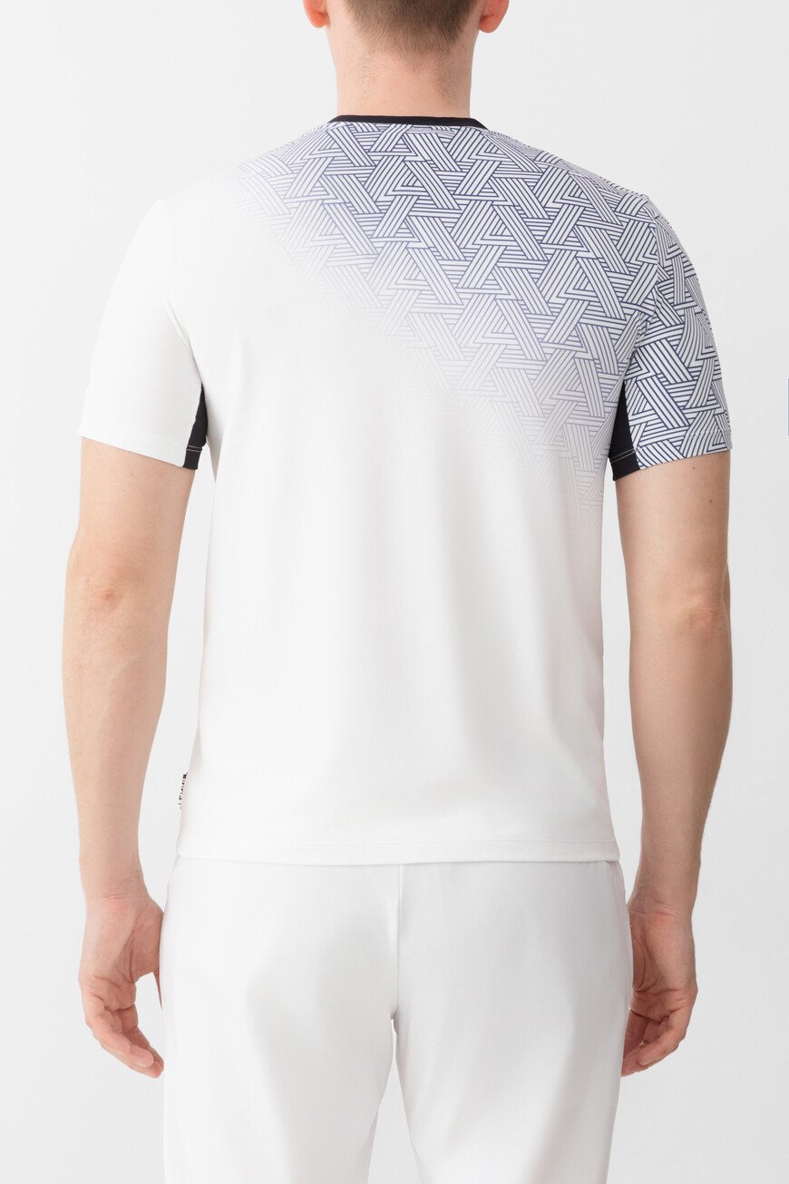 футболка  модель из коллекции sr luxury tech M6H52X0220 PAEA1S WHNT по акции