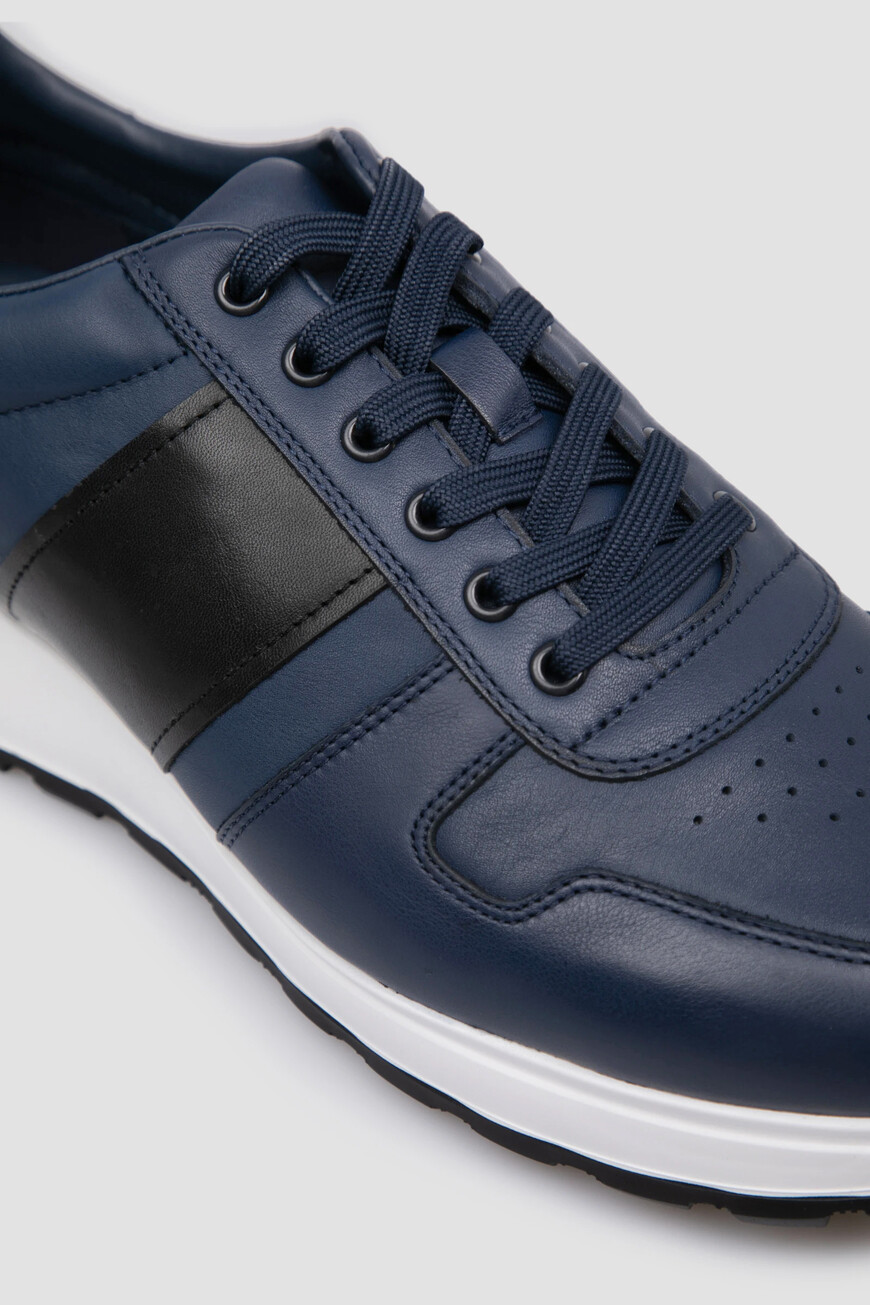 кроссовки  SC03-02L-03W 02L со скидкой