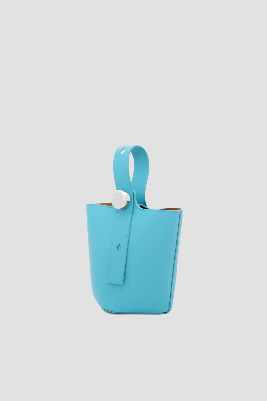 

Сумка Loewe Модель Mini Pebble, Голубой