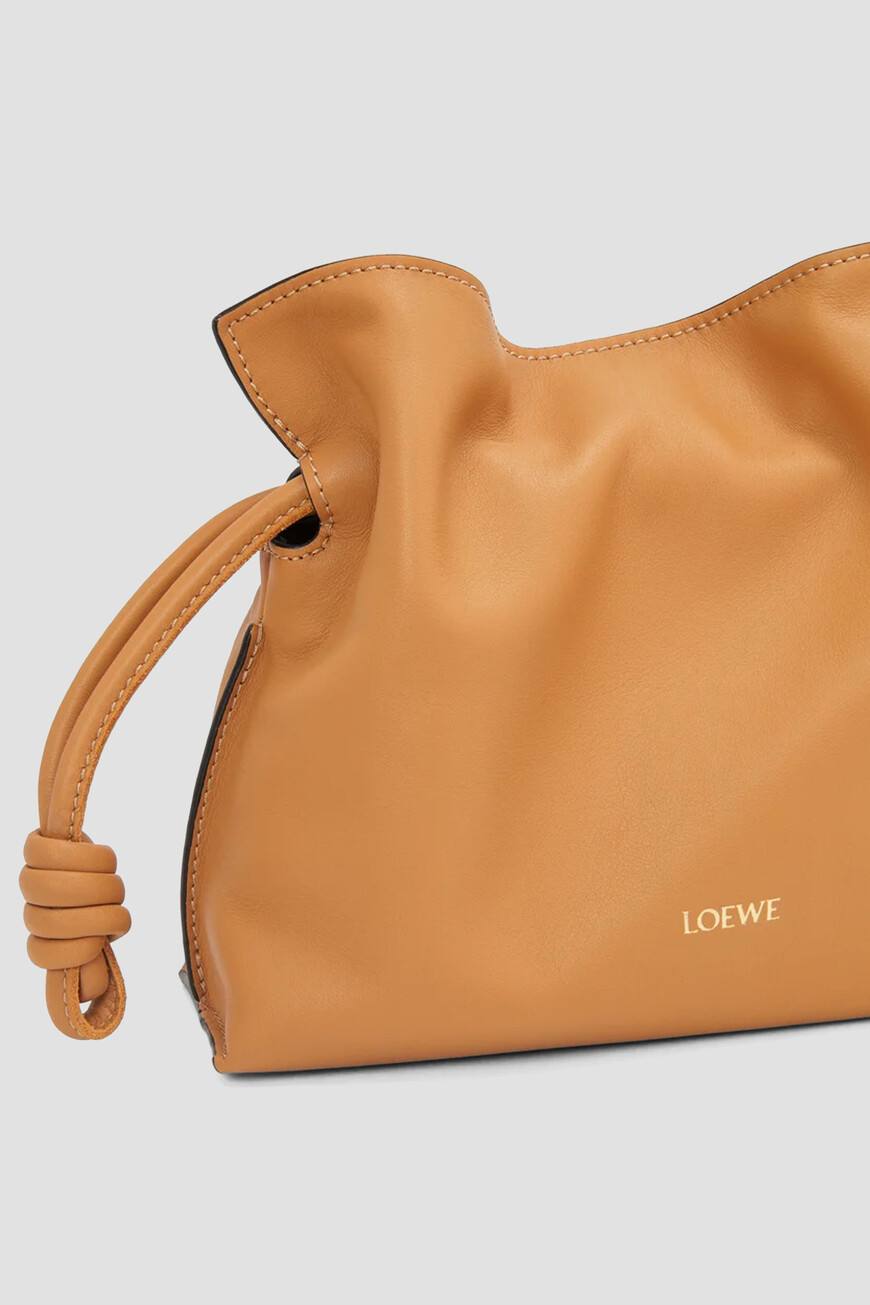 клатч  модель flamenco A411FC2X73 2586 на официальном сайте