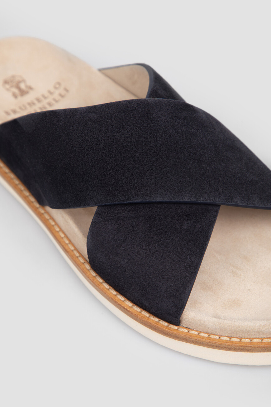 шлепанцы  модель cross-over MZUSILY327 CHH10 со скидкой