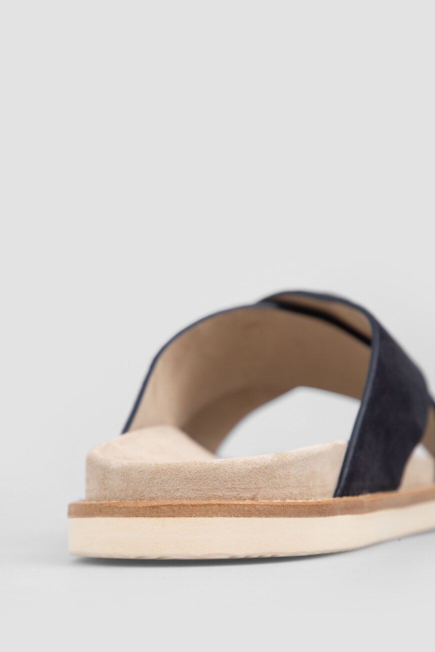 шлепанцы  модель cross-over MZUSILY327 CHH10 на официальном сайте