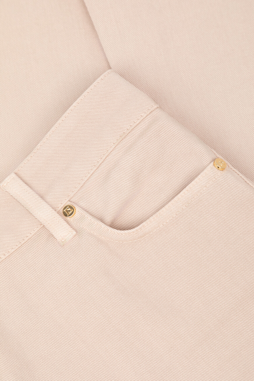 джинсы  модель acconti 542049 ACCONTI A 1196 на официальном сайте