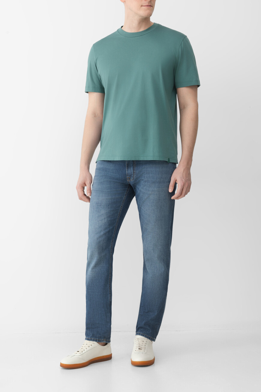 футболка  UJSY0L OA613 3600 со скидкой