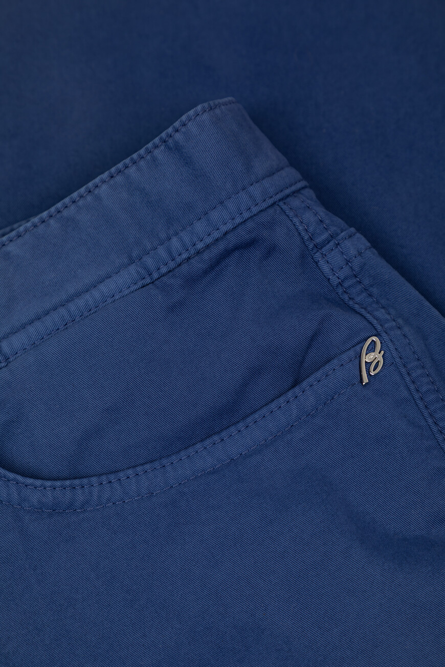 брюки  SPYB0M P8T01 4301 на официальном сайте