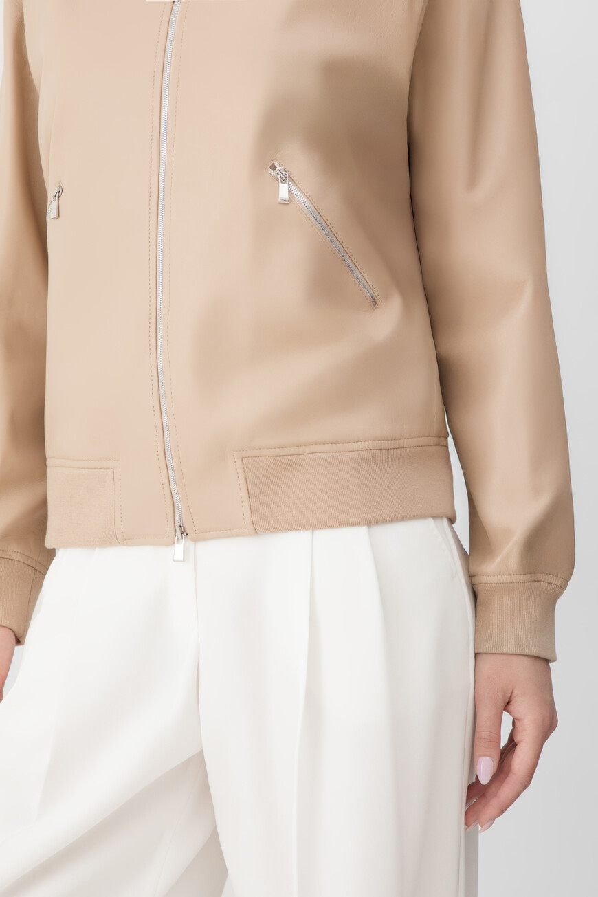 куртка  D59674K0920F02008 по низкой цене