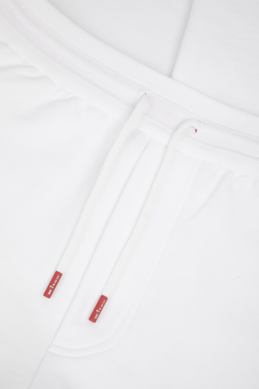 костюм спорт  UMJ001701003 на официальном сайте