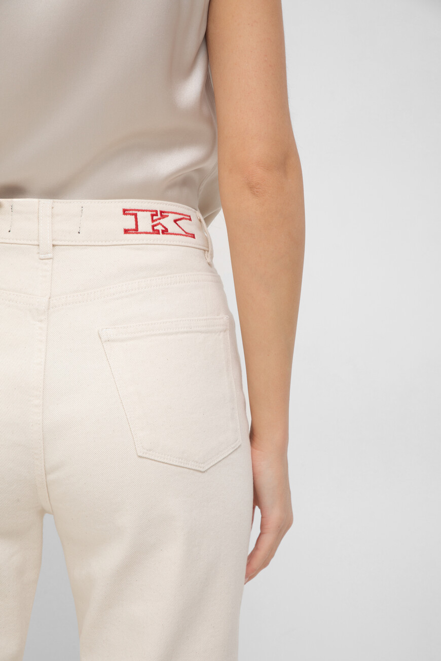 джинсы  DJ54101K0928F04006 по низкой цене