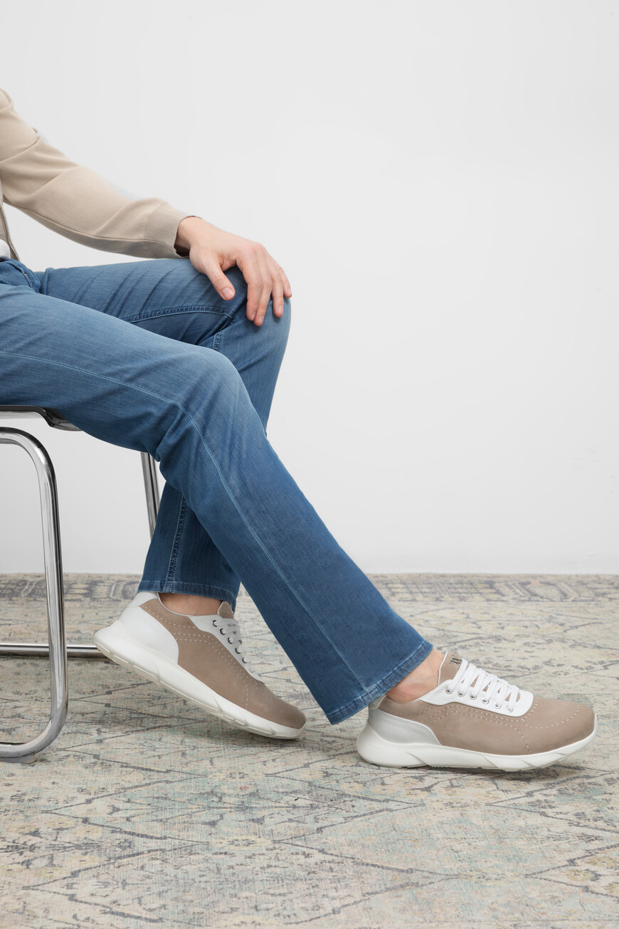 сникеры  0S792 по акции