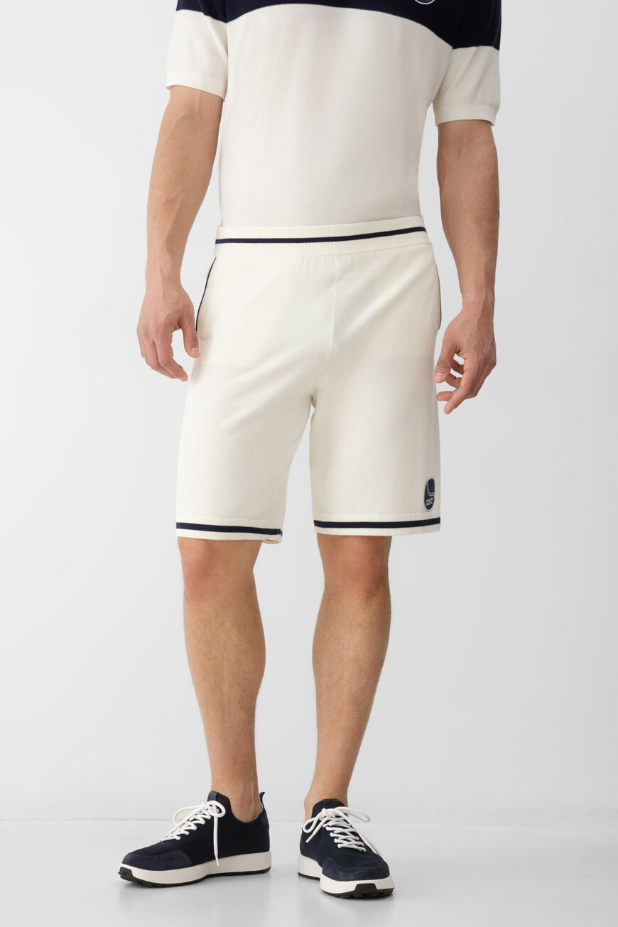 

Бермуды Kiton Модель Из Коллекции Knt, Белый