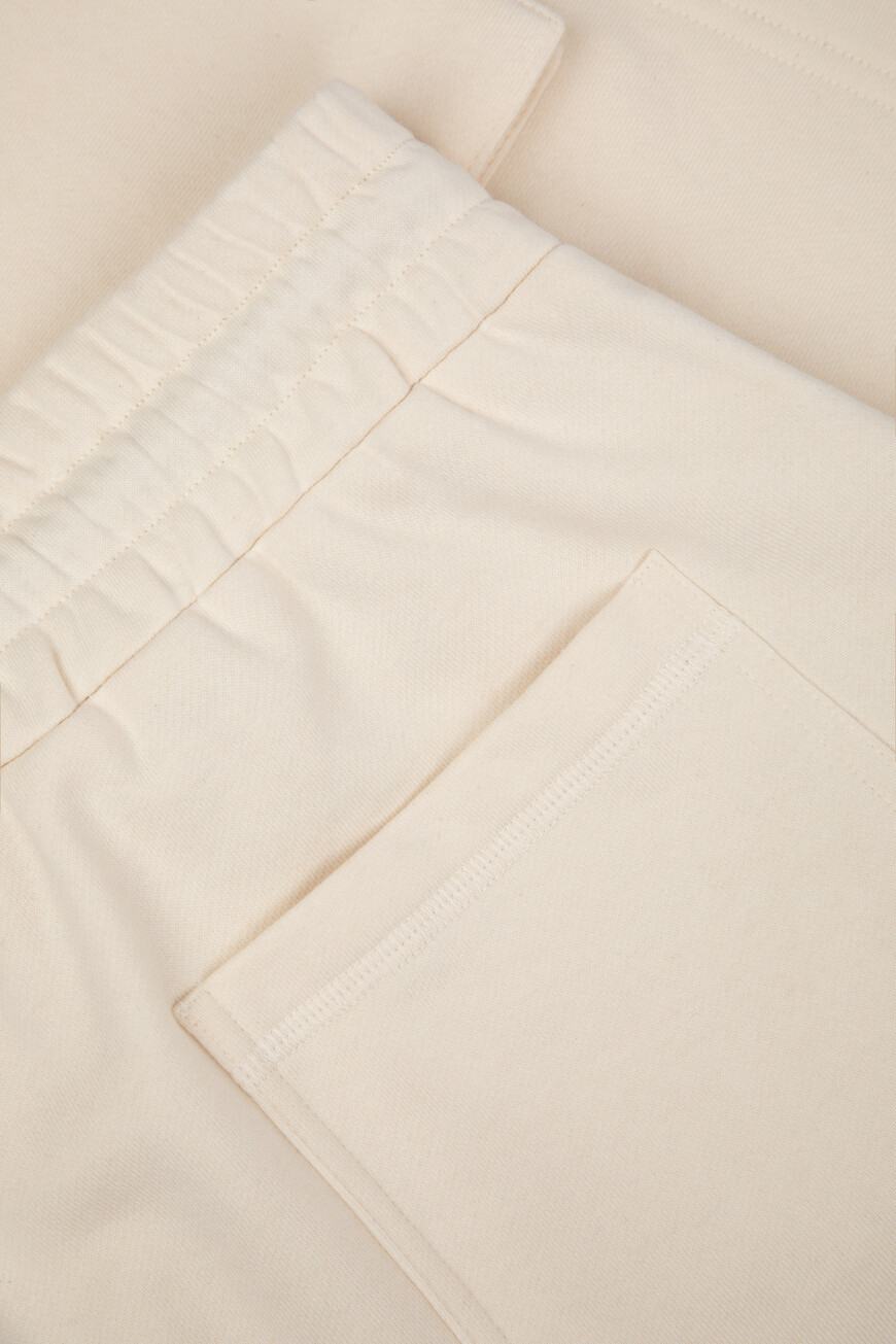 бермуды  UMM063308002 на официальном сайте