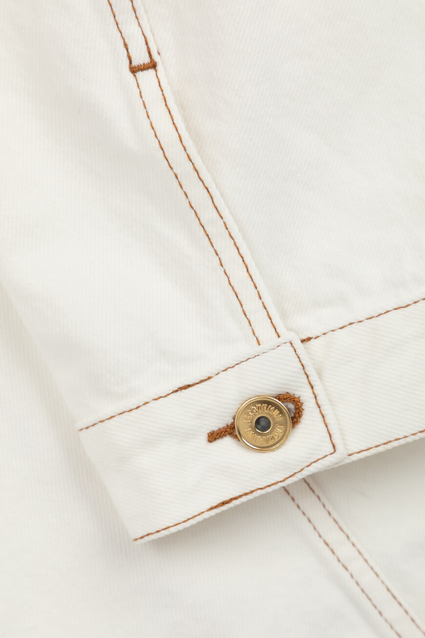 куртка  модель le de-nimes 241DE036-1514 11C на официальном сайте