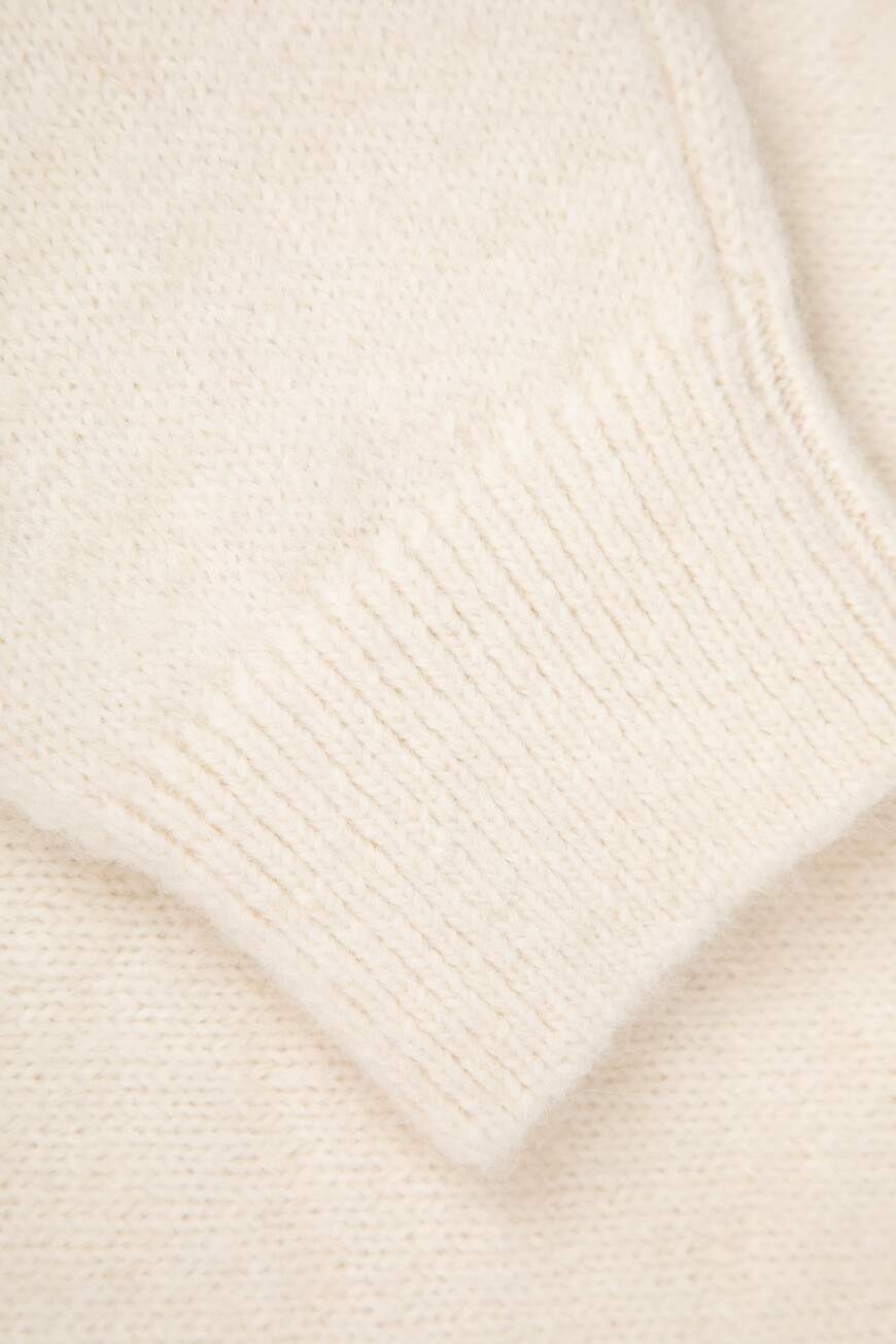 свитер  241KN353-2329 130 по распродаже