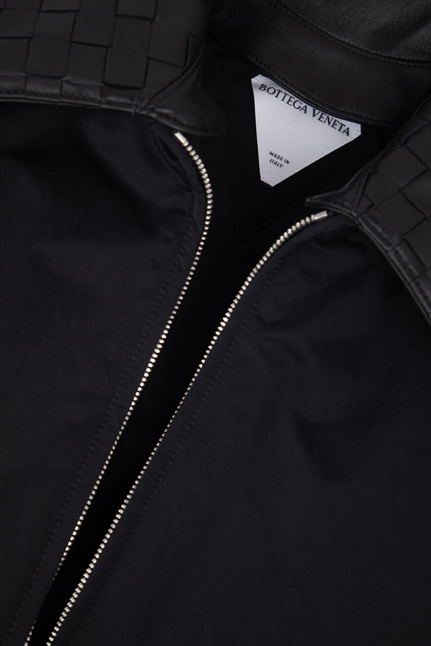 куртка  809558 VF4K0 1000 на официальном сайте