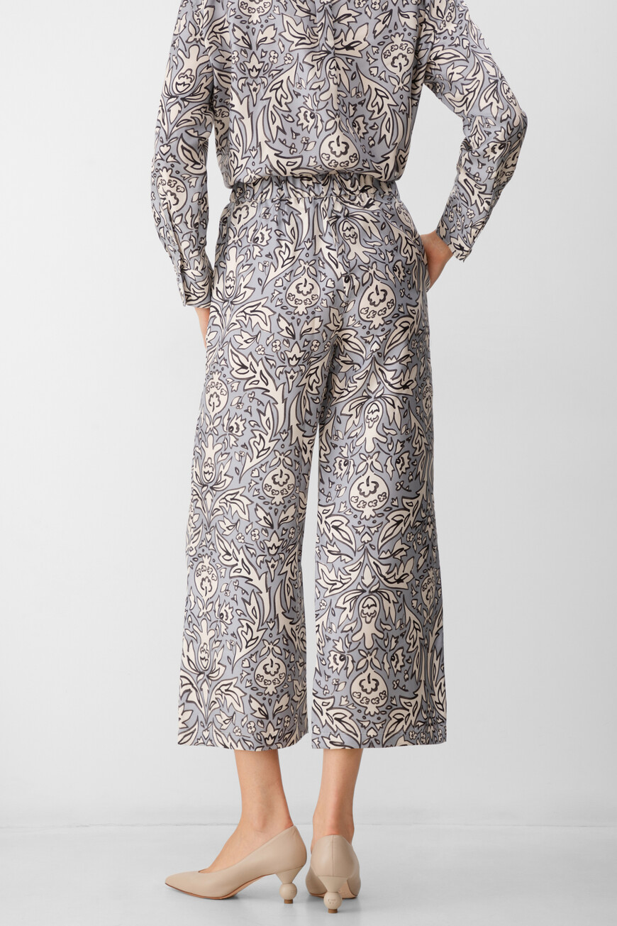 брюки  EUSEBIO 2515131091 001 по акции