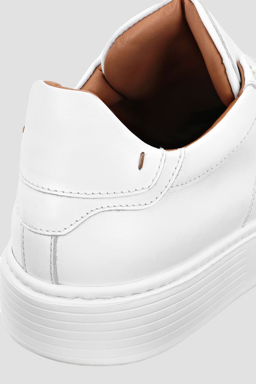 сникеры  модель lo-top BAES MSC3992 BLE029N 01 по низкой цене