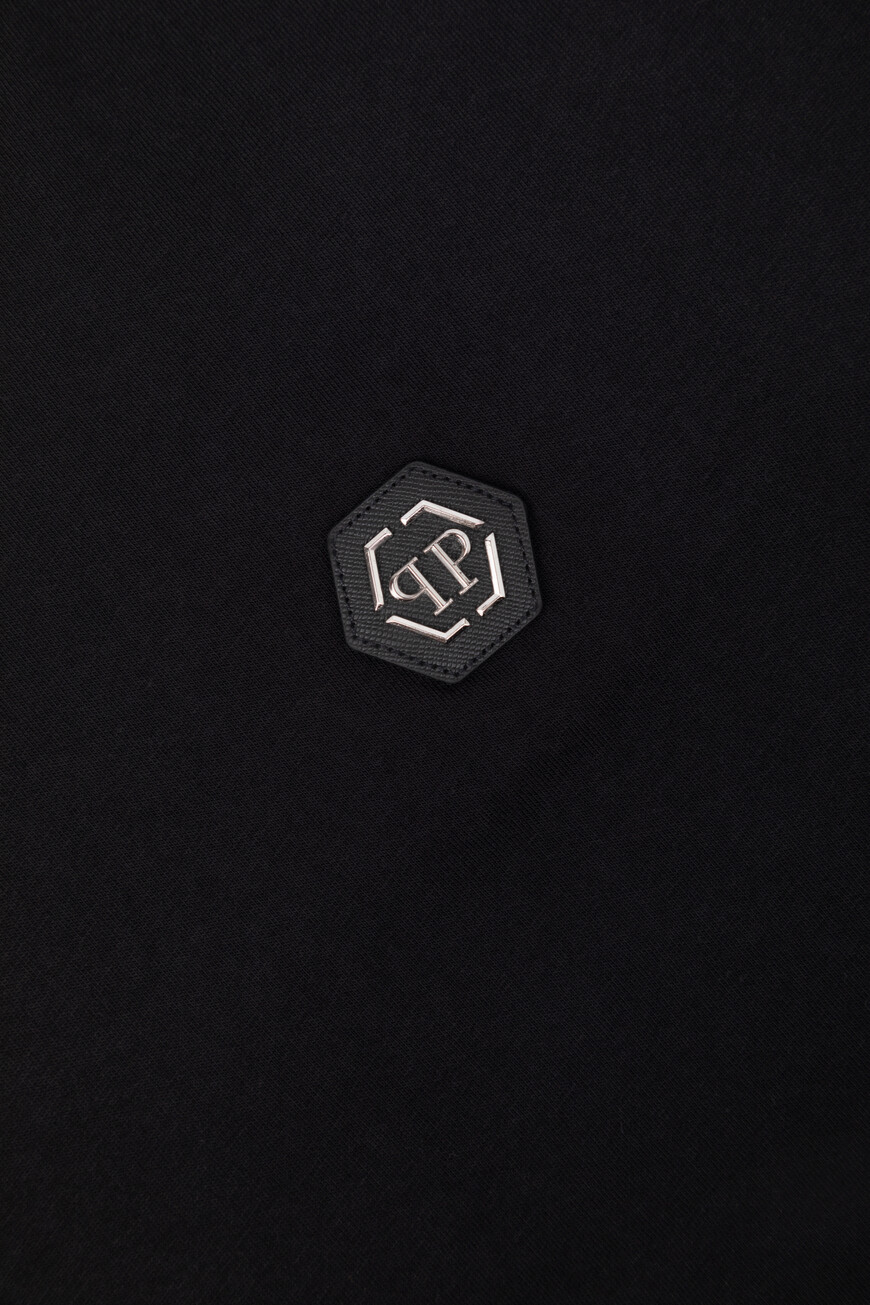 футболка  модель skull&bones SAEC MTK7709 PJY002N 02 по распродаже