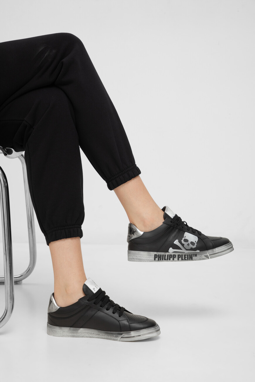 сникеры  модель lo-top skull&bones SAES USC0638 PLE005N 02 по акции