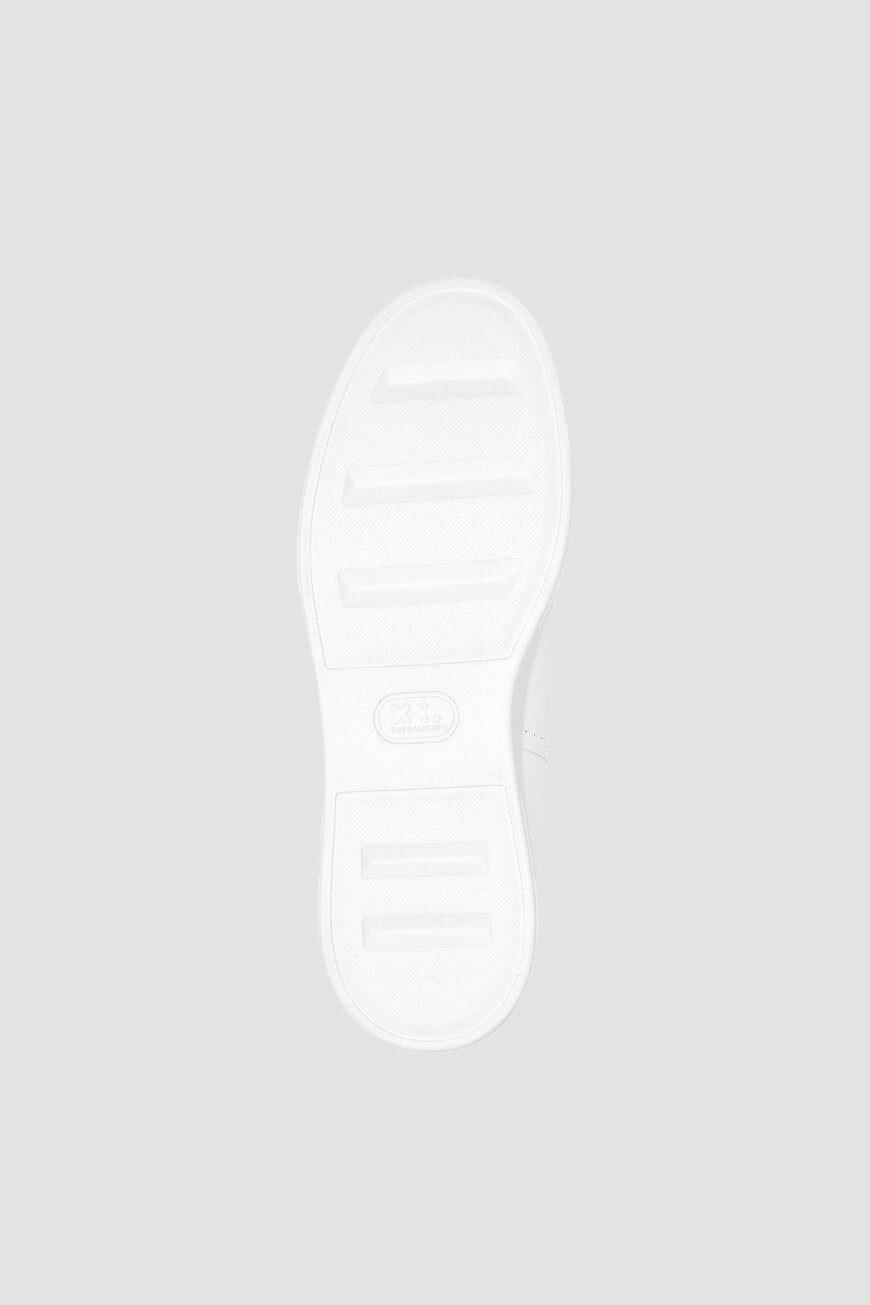 сникеры  модель lo-top SAES USC0670 PLE010N 01 по распродаже