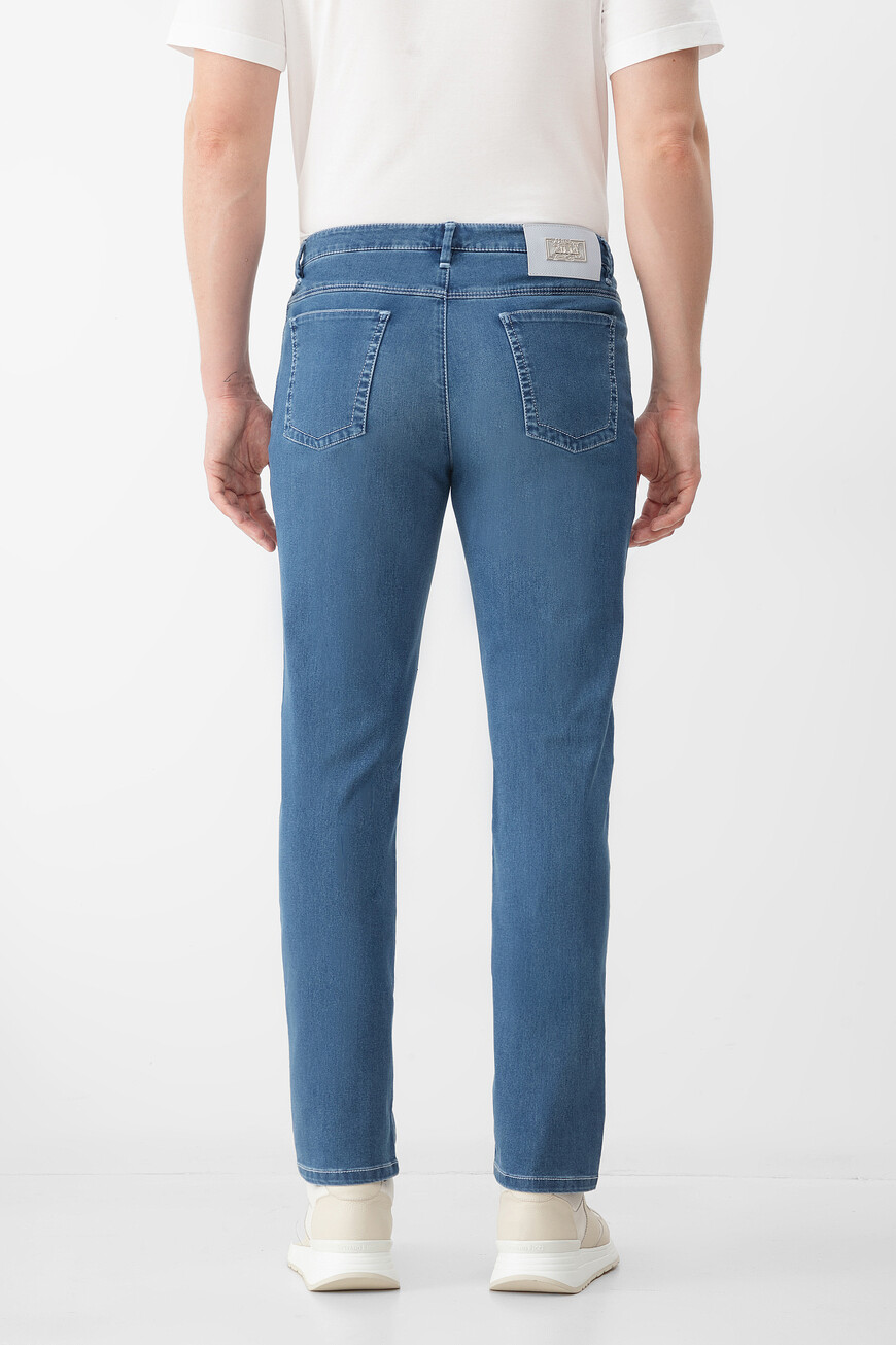 джинсы  J5T004M0440VZLL00 N072 по акции