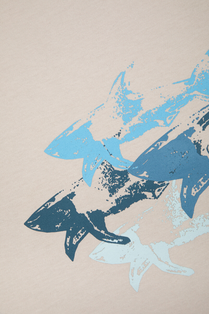 футболка  25411040 348. на официальном сайте