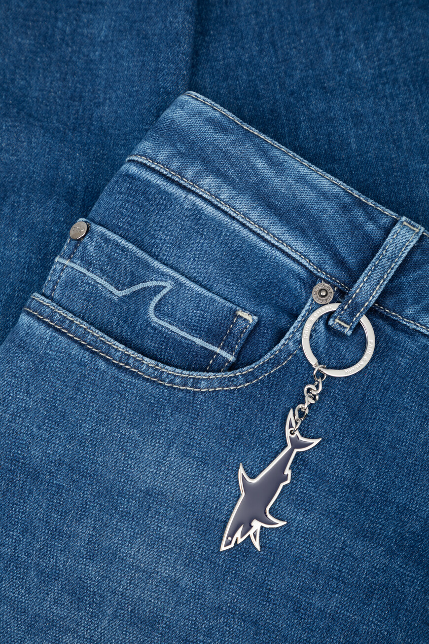 джинсы  25414105 J02 на официальном сайте