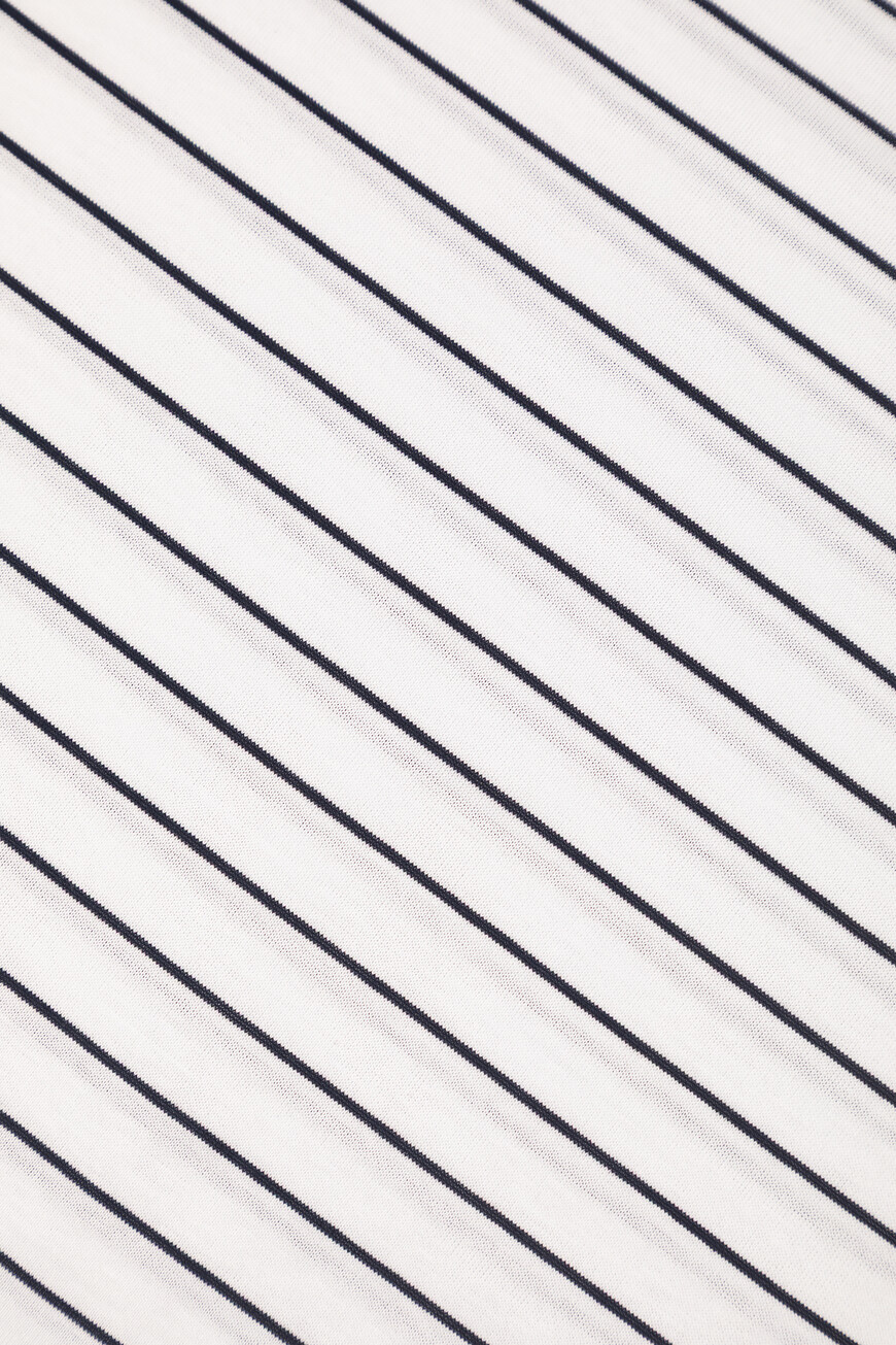 футболка  25451005 254 на официальном сайте