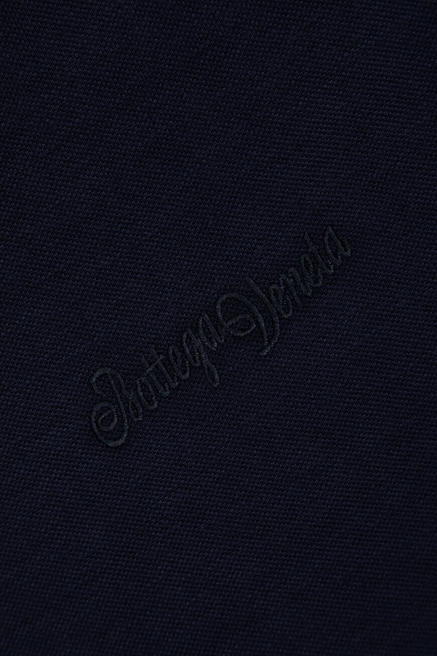 поло  820677 V4Z00 4157 на официальном сайте