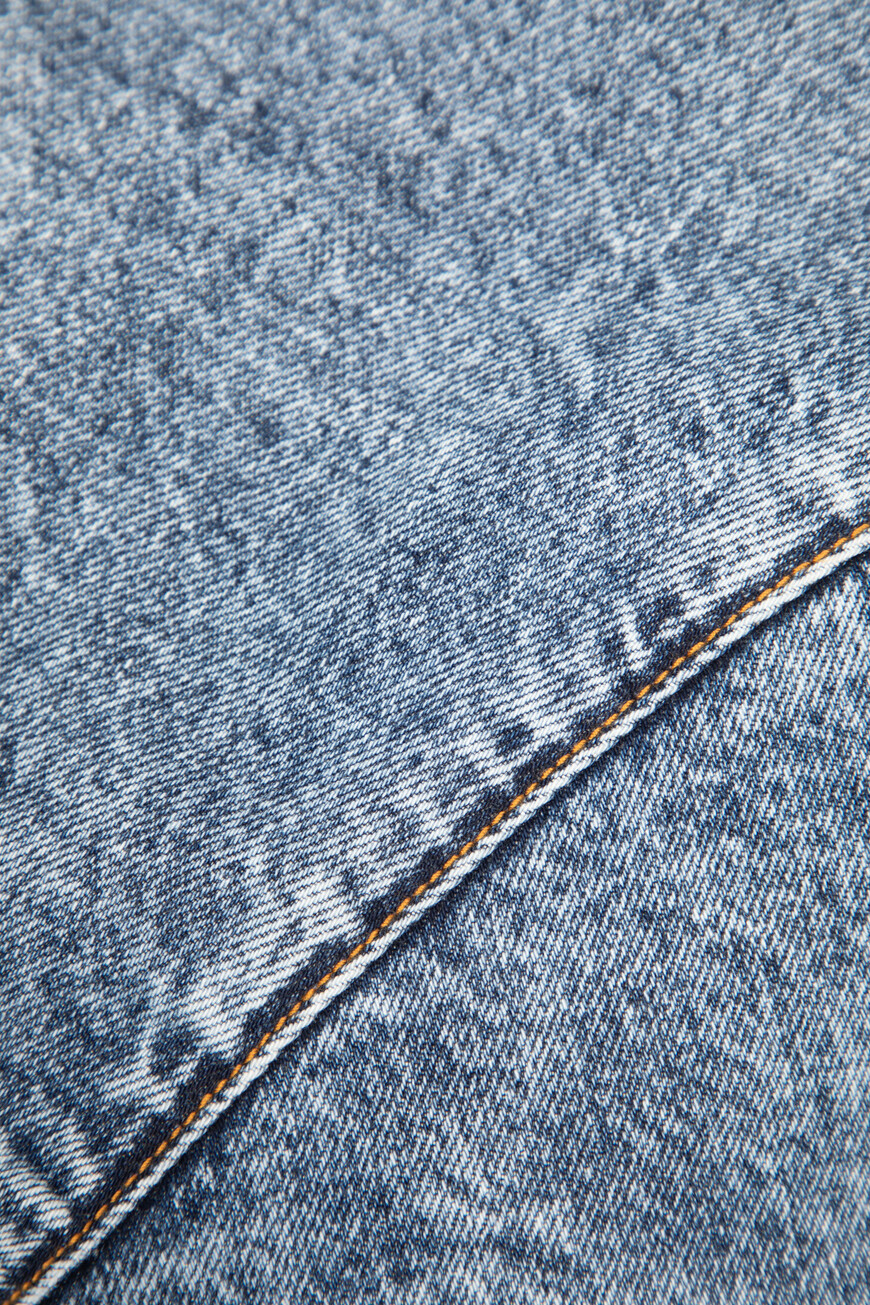 куртка  модель spiral AA9V1093T535A 524 на официальном сайте