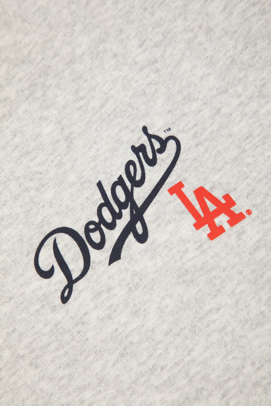 толстовка sporty rich модель dodgers serif ST068627666GY03 на официальном сайте