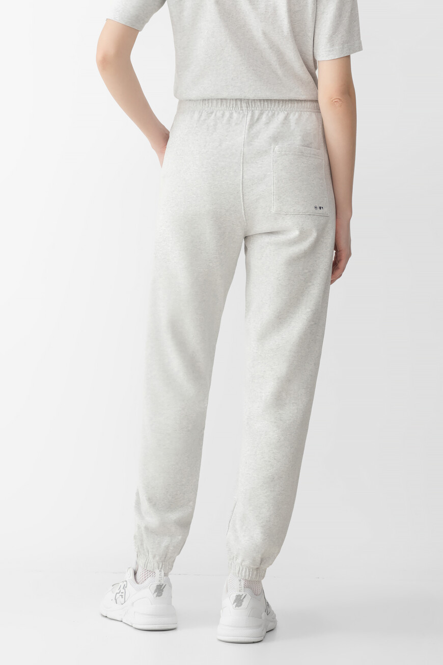 брюки sporty rich модель dodgers serif PA036627666GY03 по акции