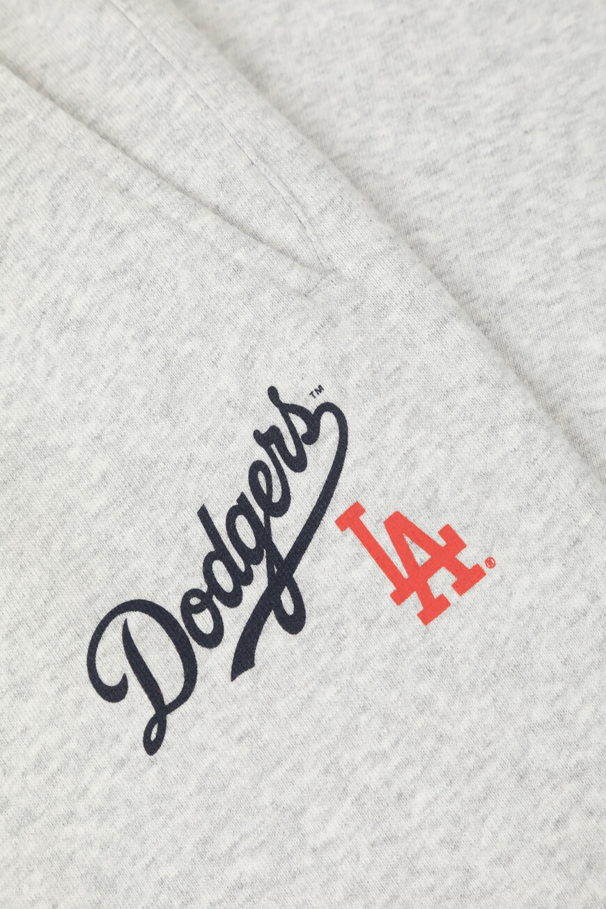 брюки sporty rich модель dodgers serif PA036627666GY03 на официальном сайте