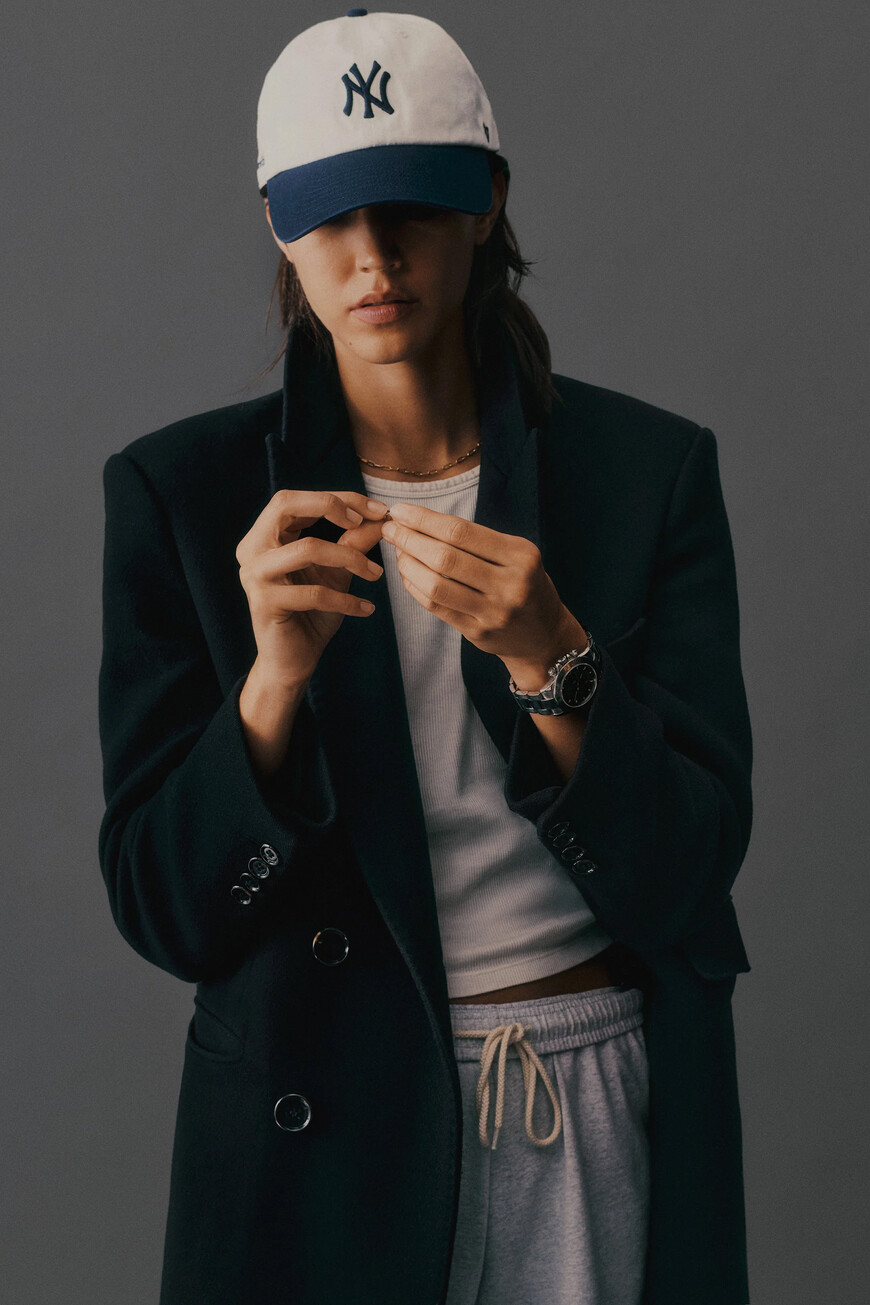 бейсболка sporty&rich модель yankees serif AC060623631WH50 по акции