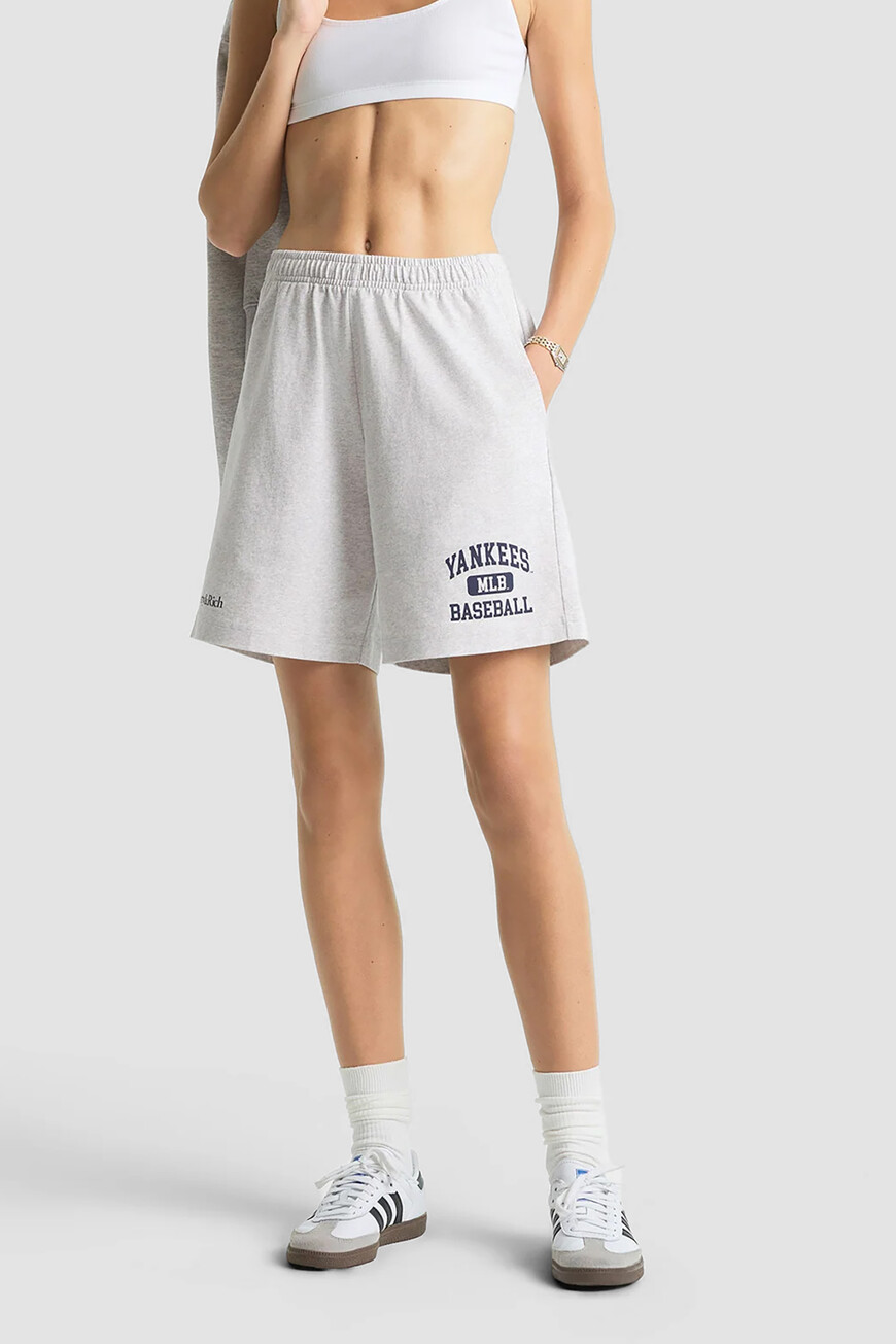 

Шорты Sporty Rich Модельyankees Ivy, Серый