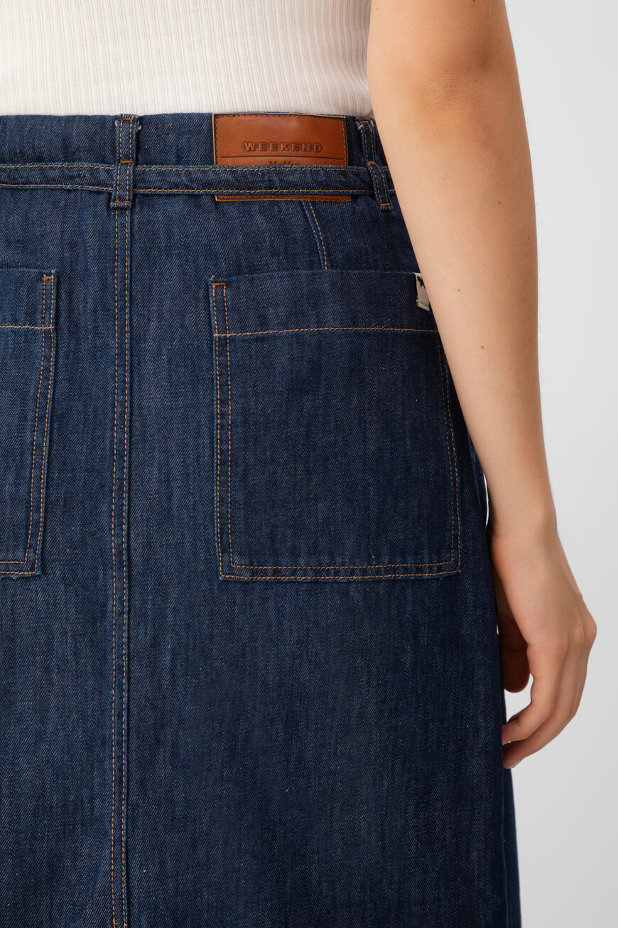 Товар синего цвета по низкой цене