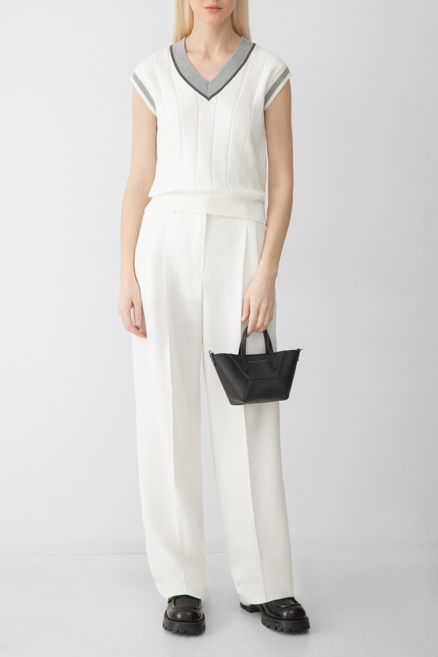 жилет  M19755412 CJ068 по низкой цене