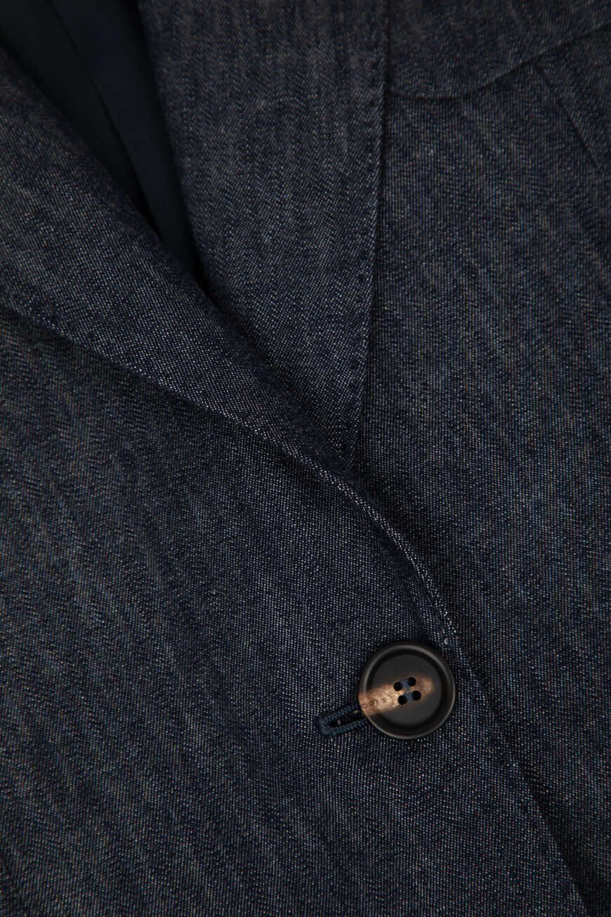 пиджак  MA7827335 C001 на официальном сайте