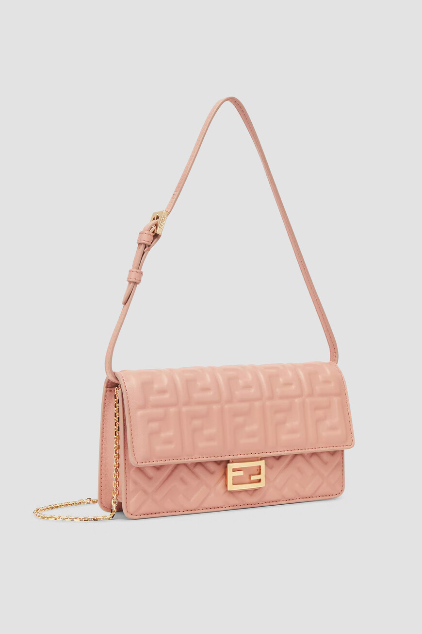 сумка  модель on chain baguette 8M0498 AAJD F1SK3 купить с доставкой