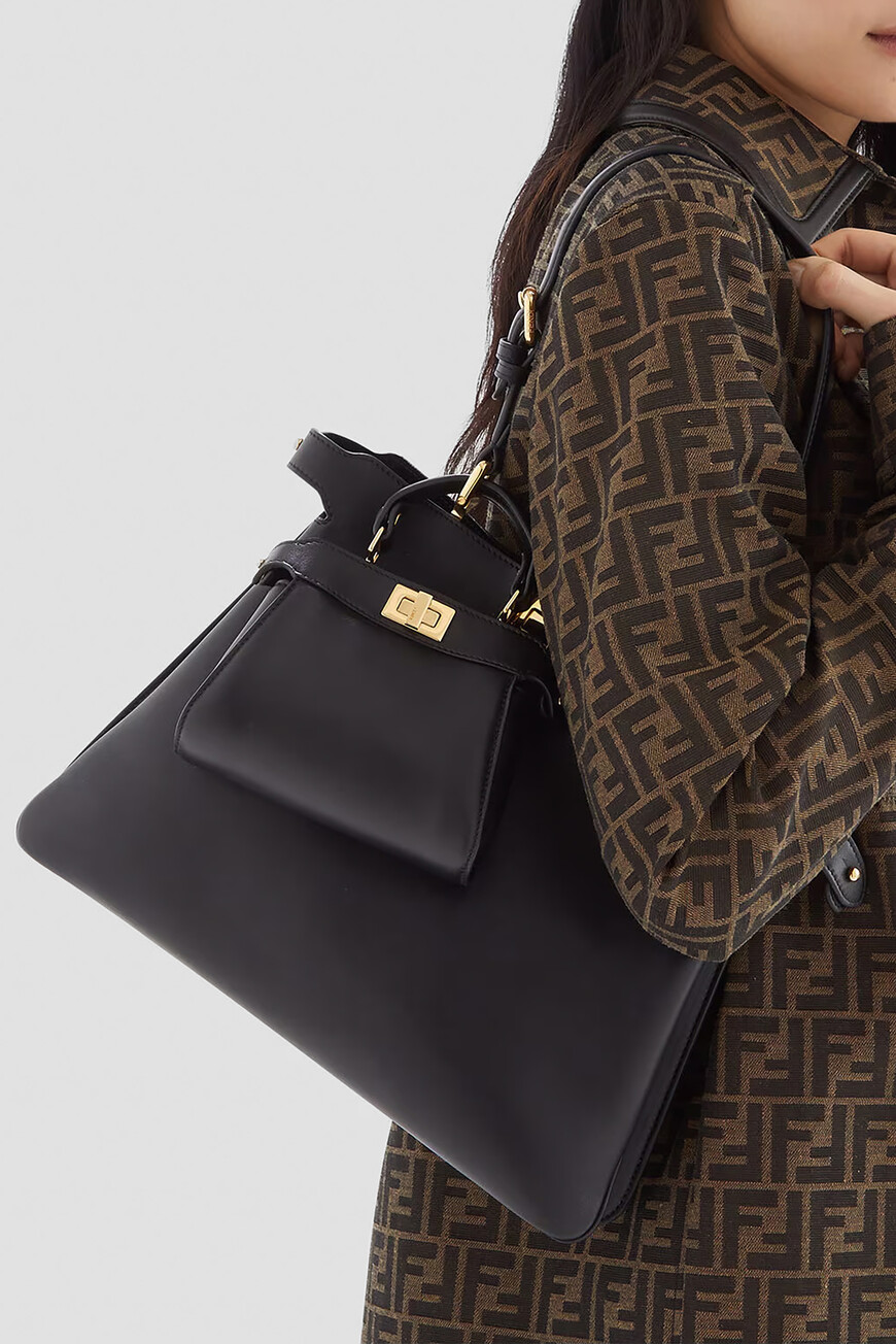 сумка  модель peekaboo soft 8BN353 AOVH F0KUR по акции