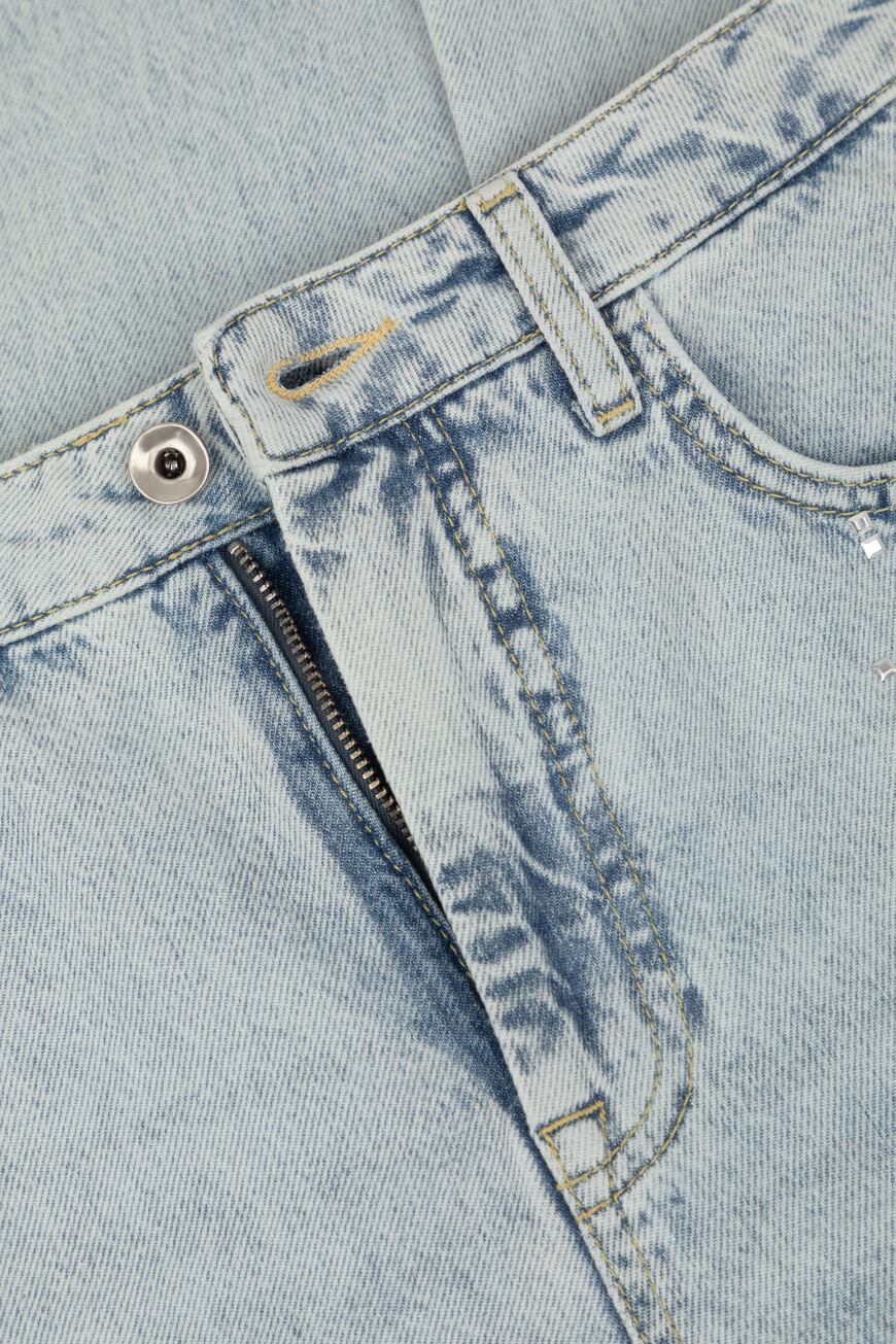 джинсы  8P0662_D097 CA47 по распродаже