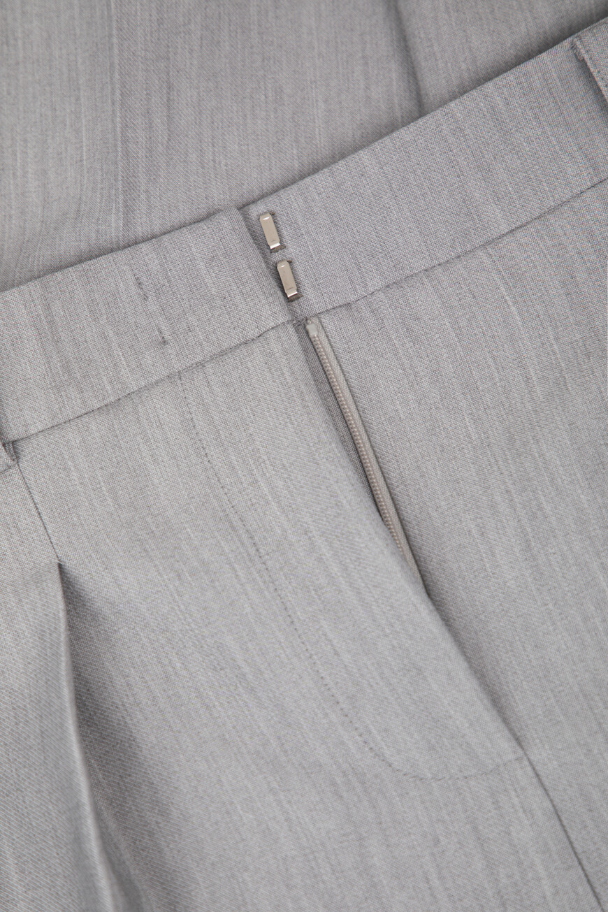 брюки  8P0669_A533 S215 на официальном сайте