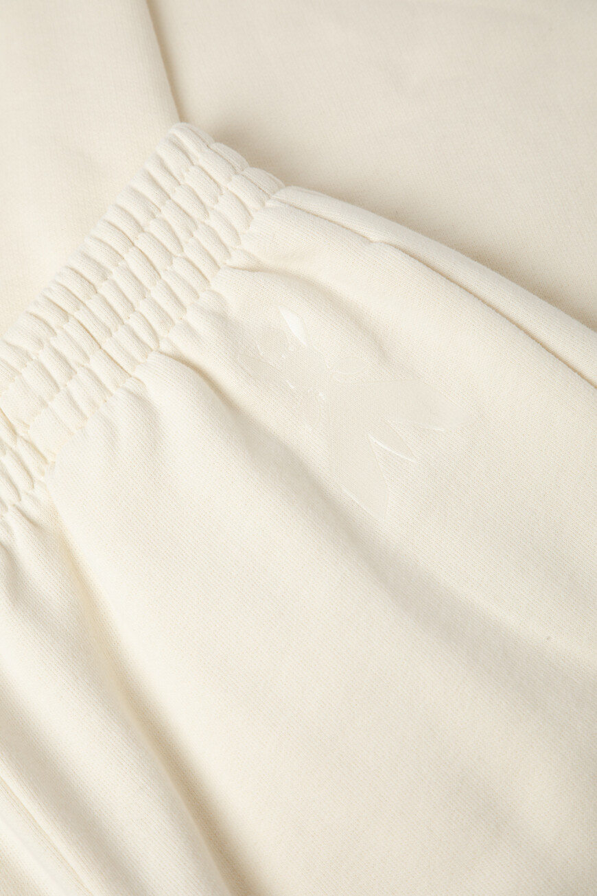 брюки  модель из коллекции essential 8P0687_J079 W385 по распродаже