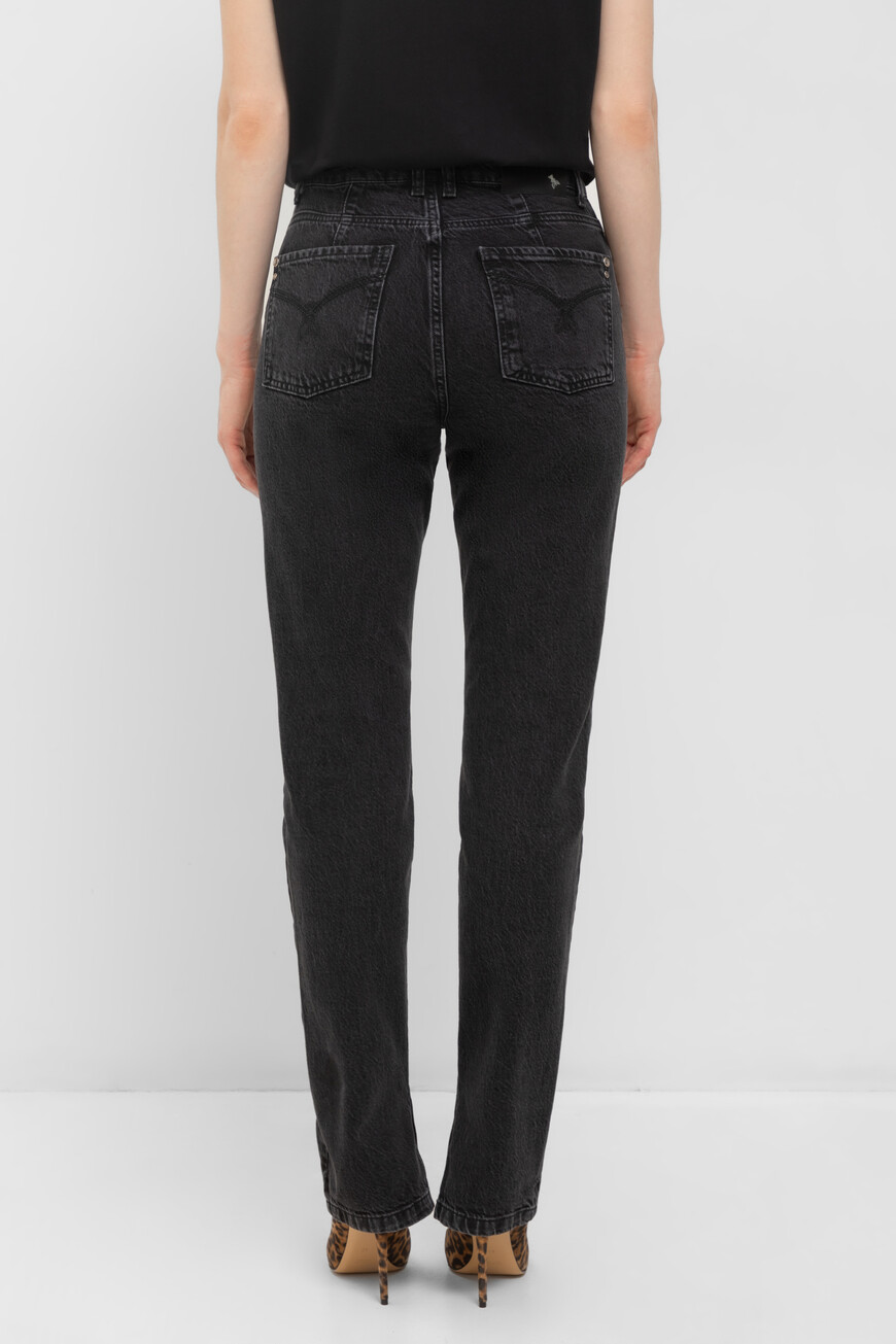 джинсы  модель из коллекции essential 8P0702_D1WZN K463 по акции