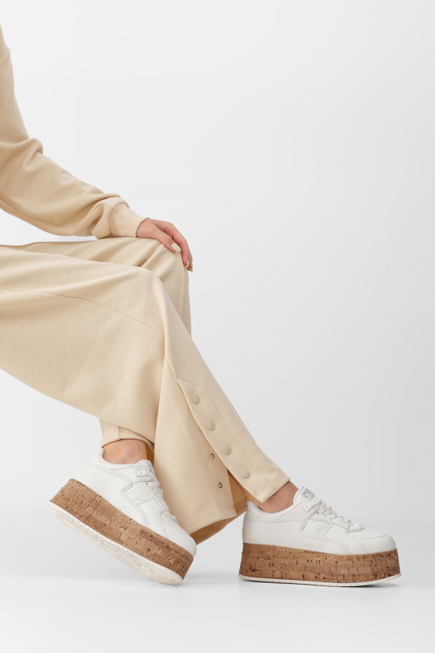 сникеры  модель freedots xl 6W2S0IG5NGG 0BO по акции