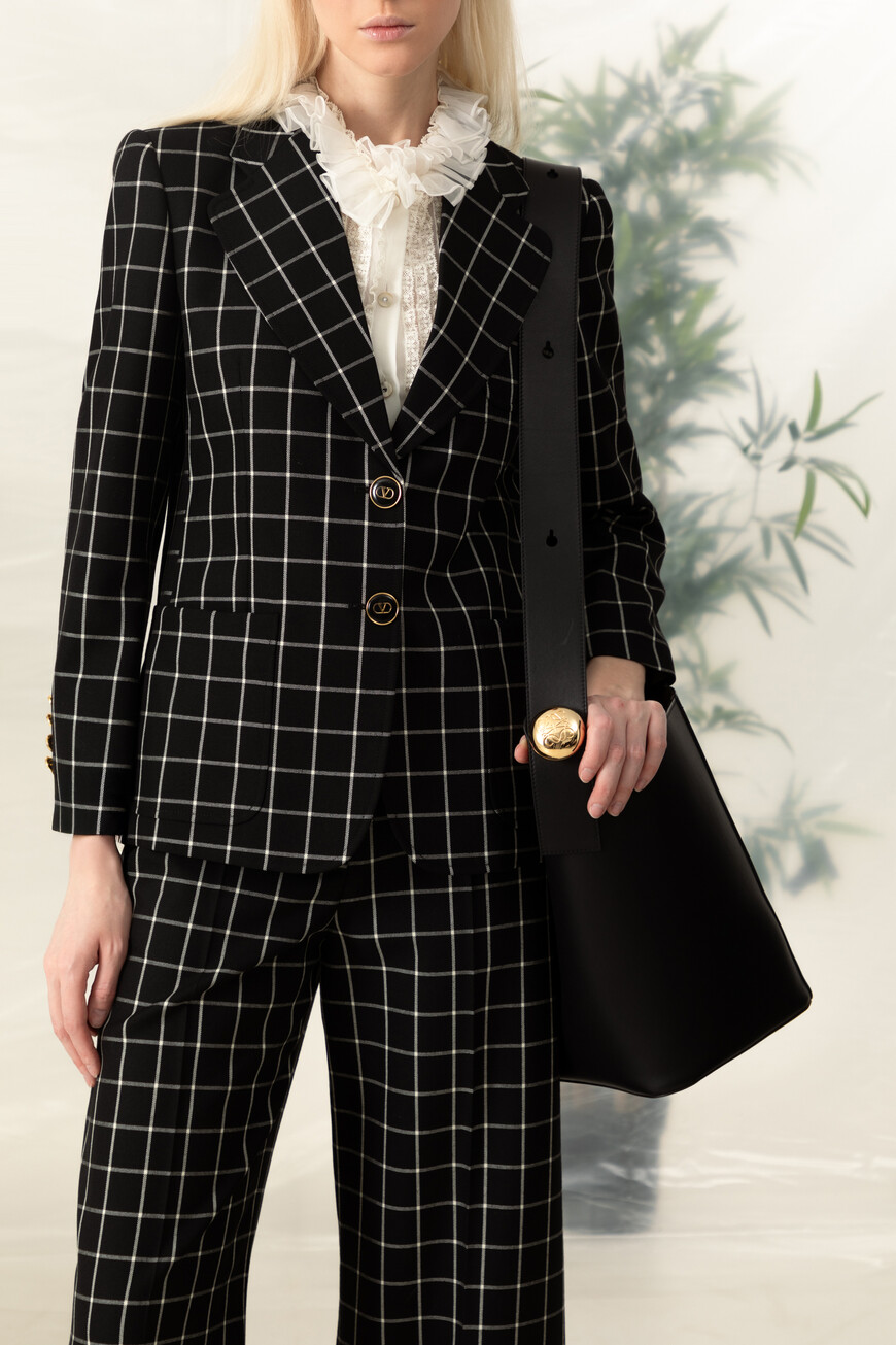 сумка  модель pebble AANBBBWX01 1100 по акции