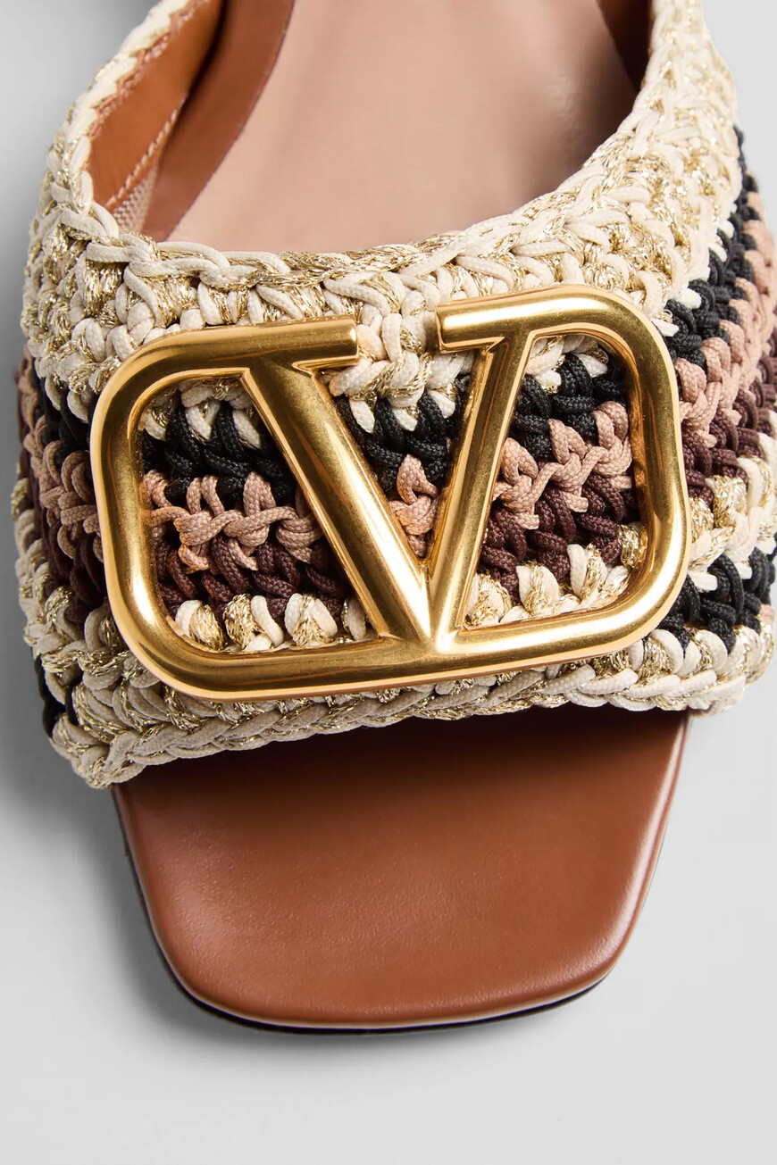 сандалии  модель slide 6W2S0HA6AGX QRX по распродаже