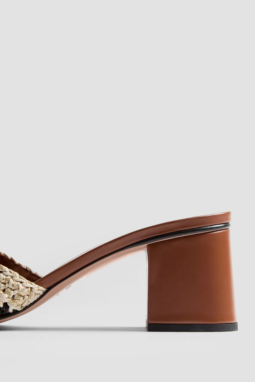 сандалии  модель slide 6W2S0HA6AGX QRX на официальном сайте