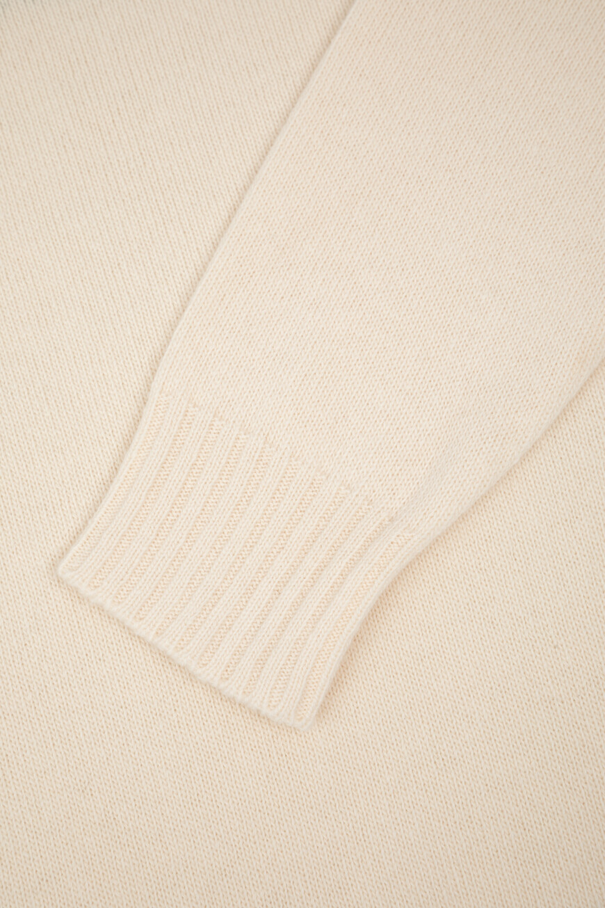 свитер  6V3KC33LAR8 581 по распродаже