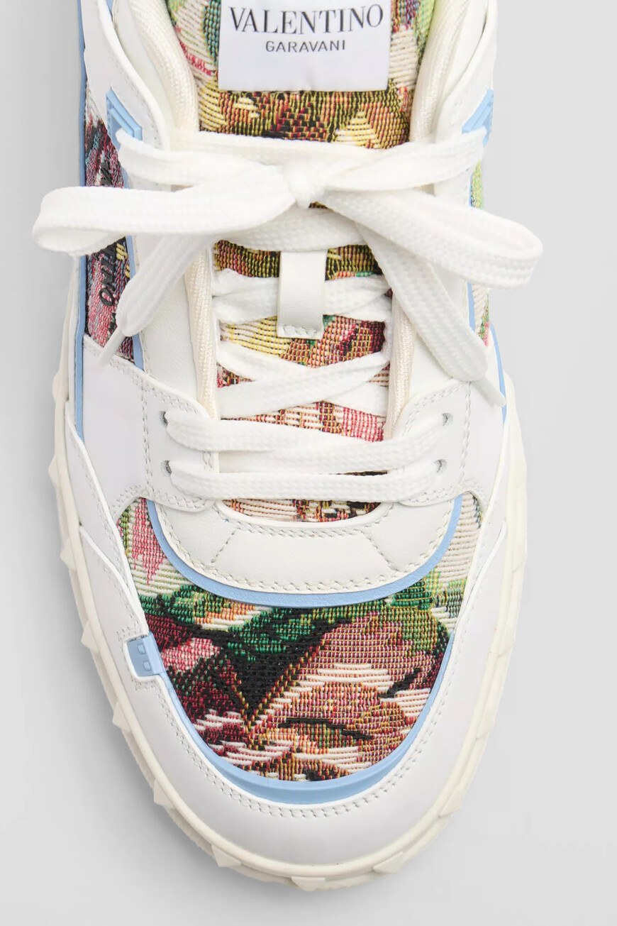 сникеры  модель freedots 6Y2S0H43TGJ RJ3 по распродаже