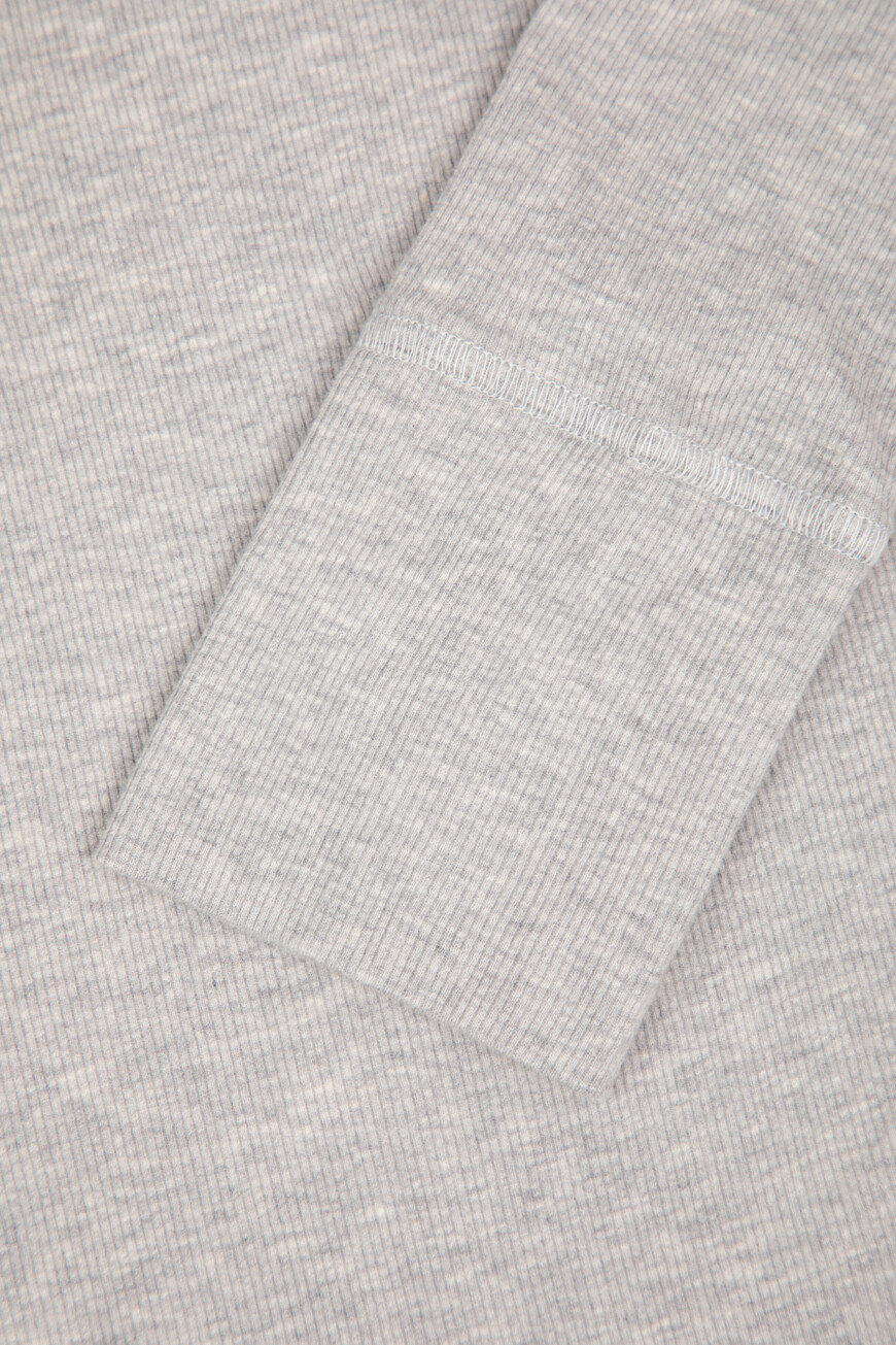 лонгслив  1018098_1A12908 1E130 по распродаже